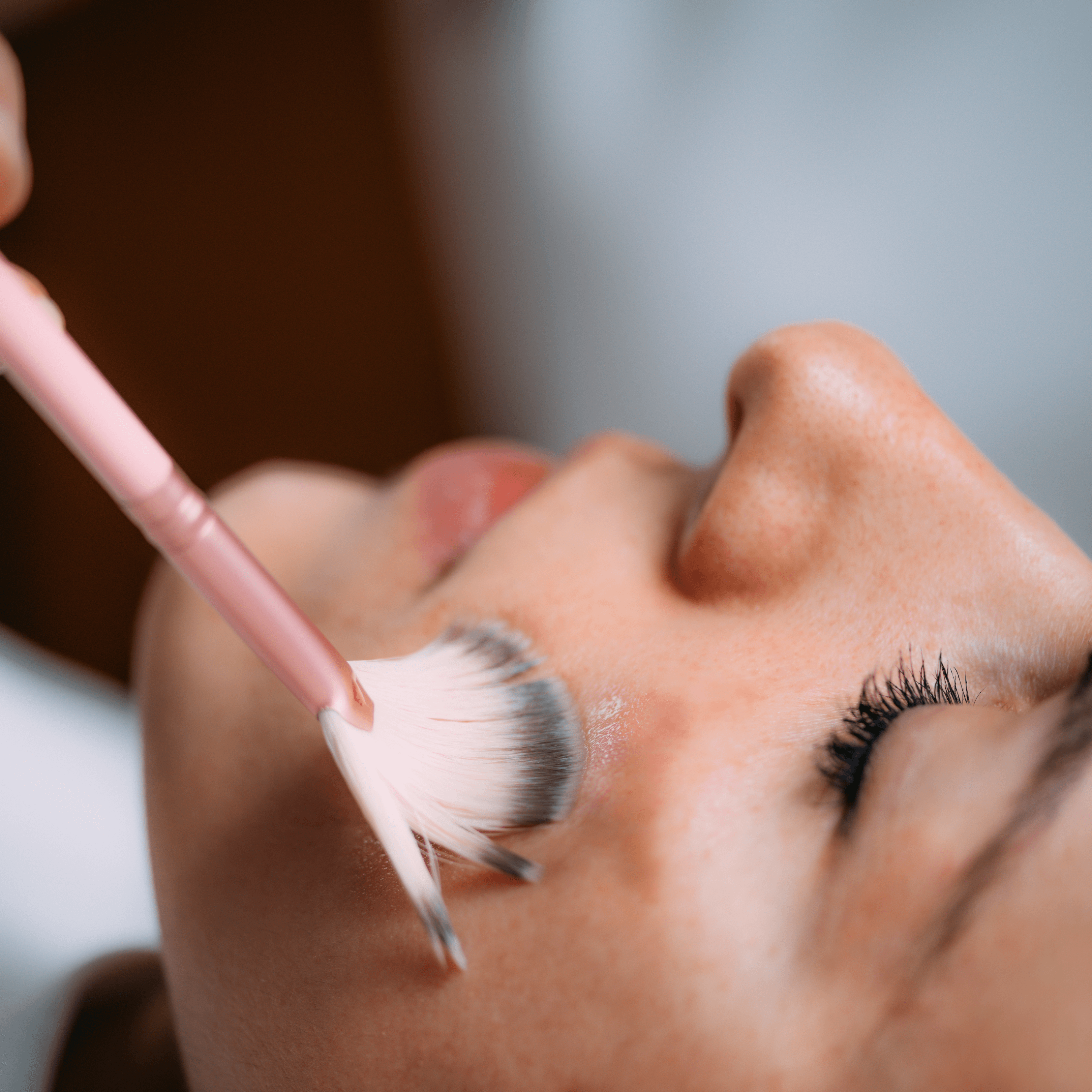 HydraGlow Detox & Oxygen Facial