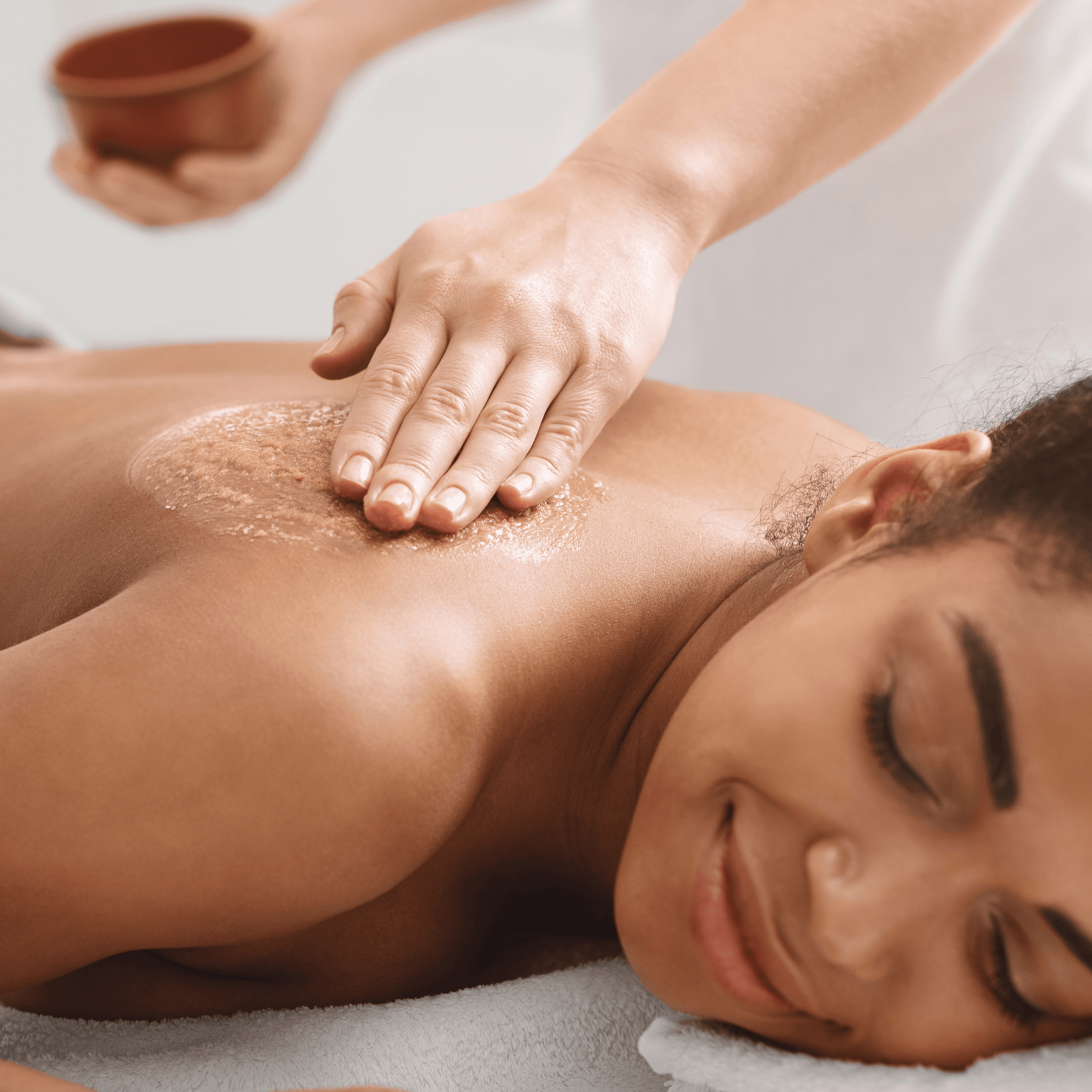 Radiance Indulgence: Scrub and Massage