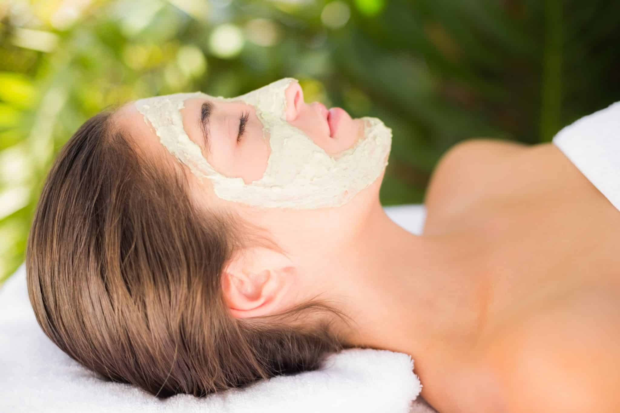 Ernest recommends best of Public lesbian sex videos spa video deep facial Cleansing